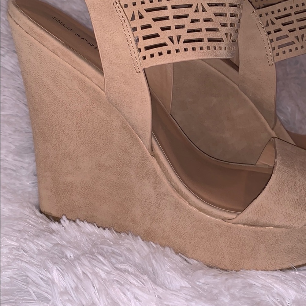 Tan Tribal Wedges, Call it Spring - Picture 3 of 5
